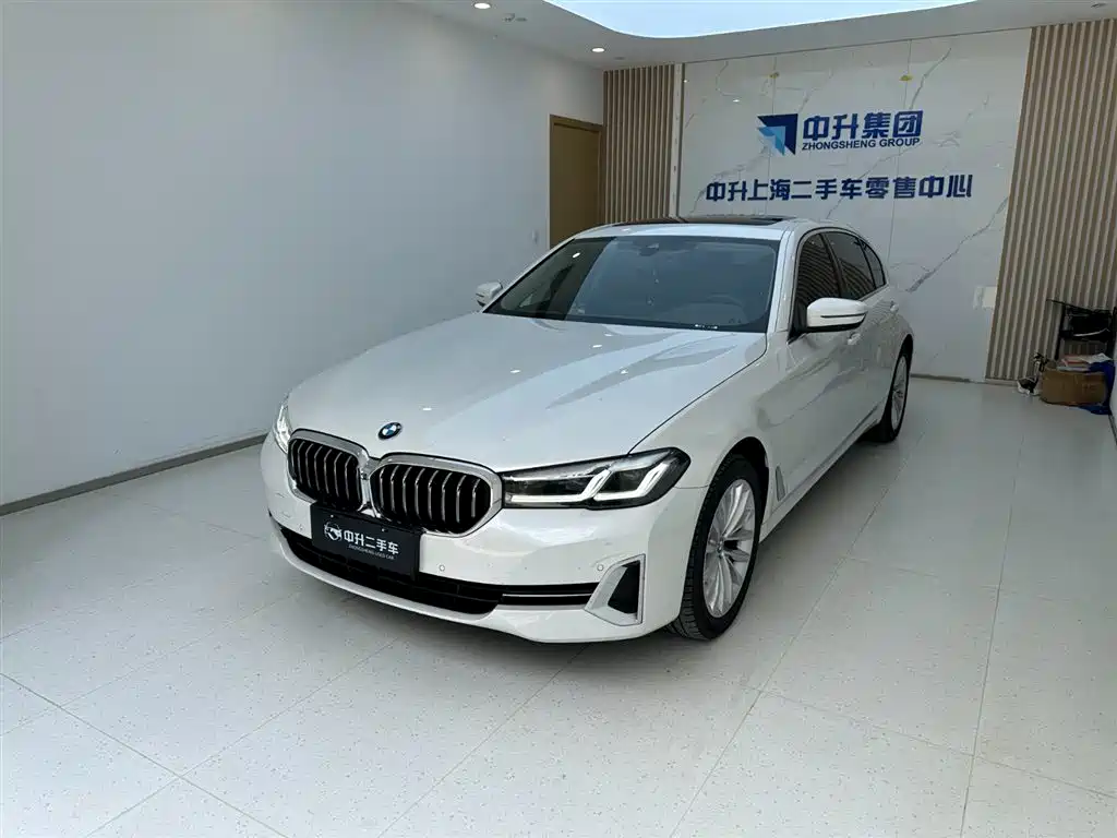 BMW 5 Series 2022 — фото 1