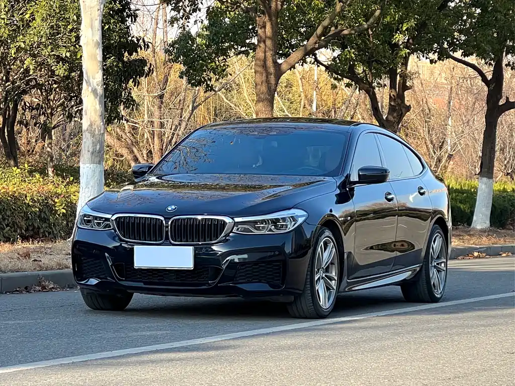 BMW 6 Series GT 2018 — фото 1