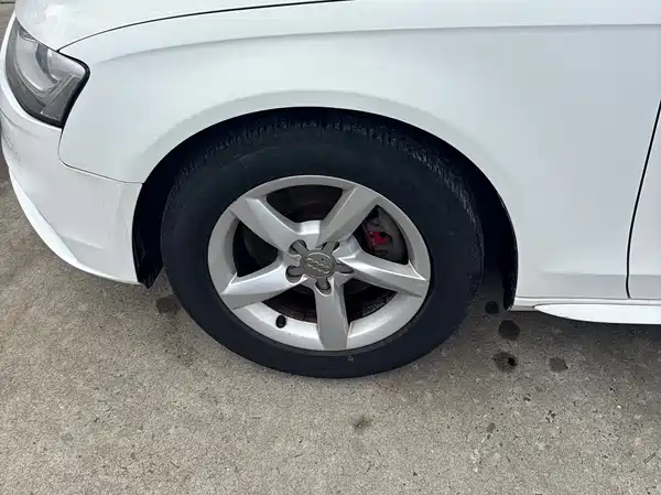 Audi A4L 2015
