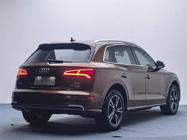Audi Q5L 2019