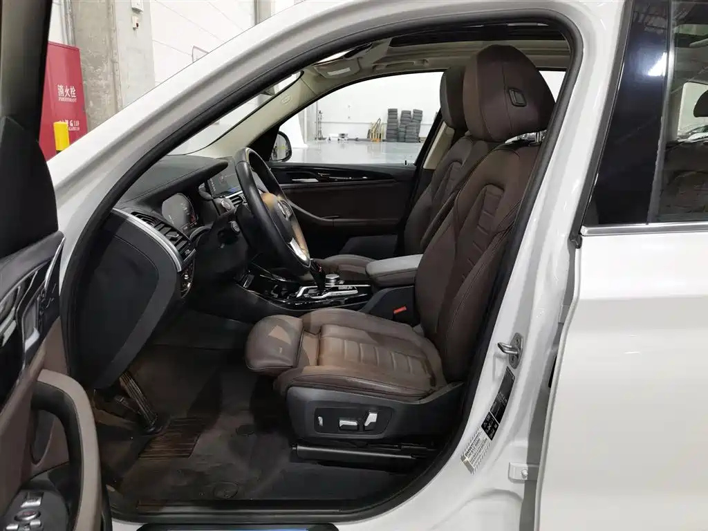 BMW X3 2021 — фото 10