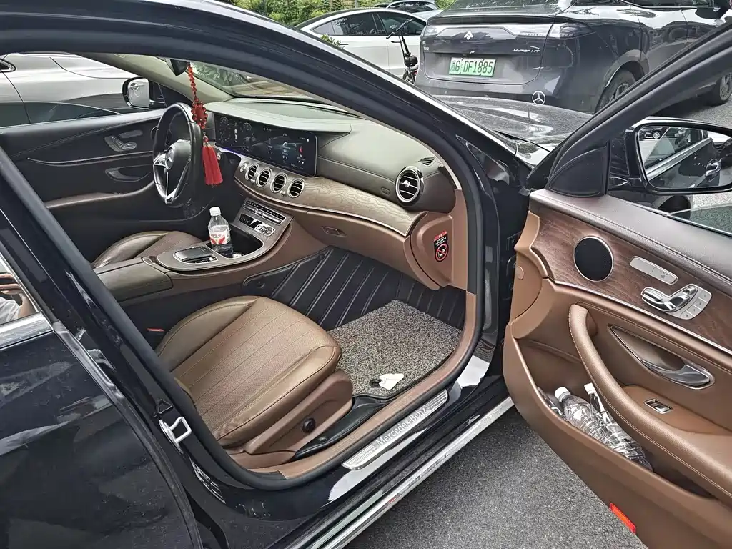 Mercedes-Benz E-Class 2020 — фото 8