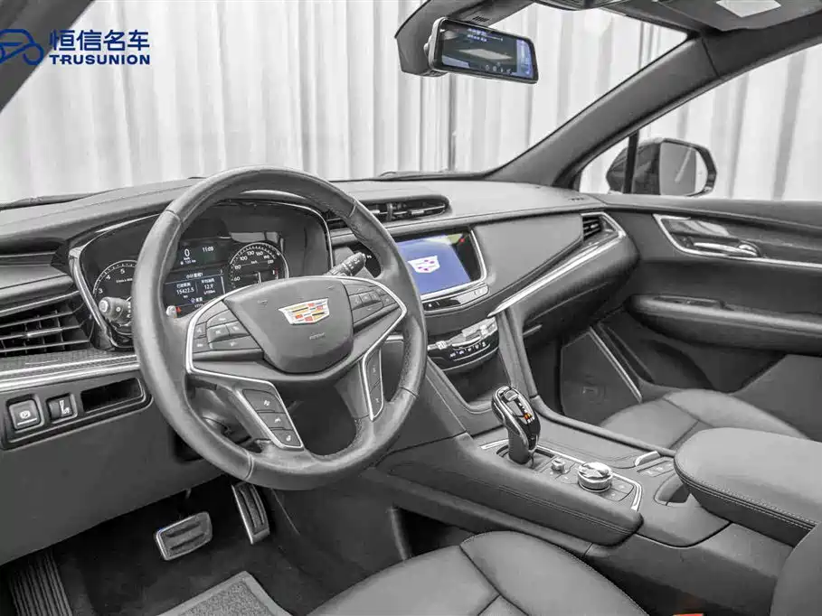 Cadillac XT5 2024 — фото 12