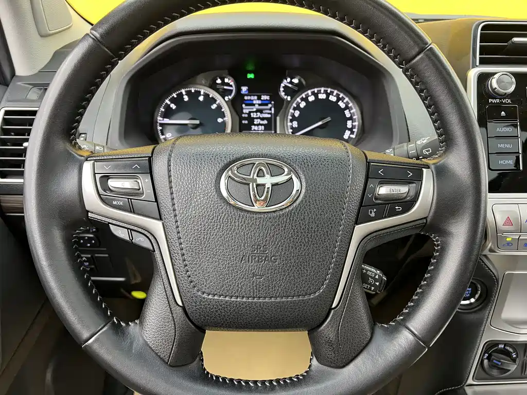 Toyota Prado 2019 — фото 7