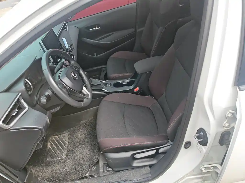 Toyota Corolla 2019 — фото 11