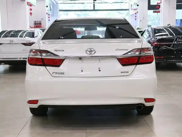 Toyota Camry 2016