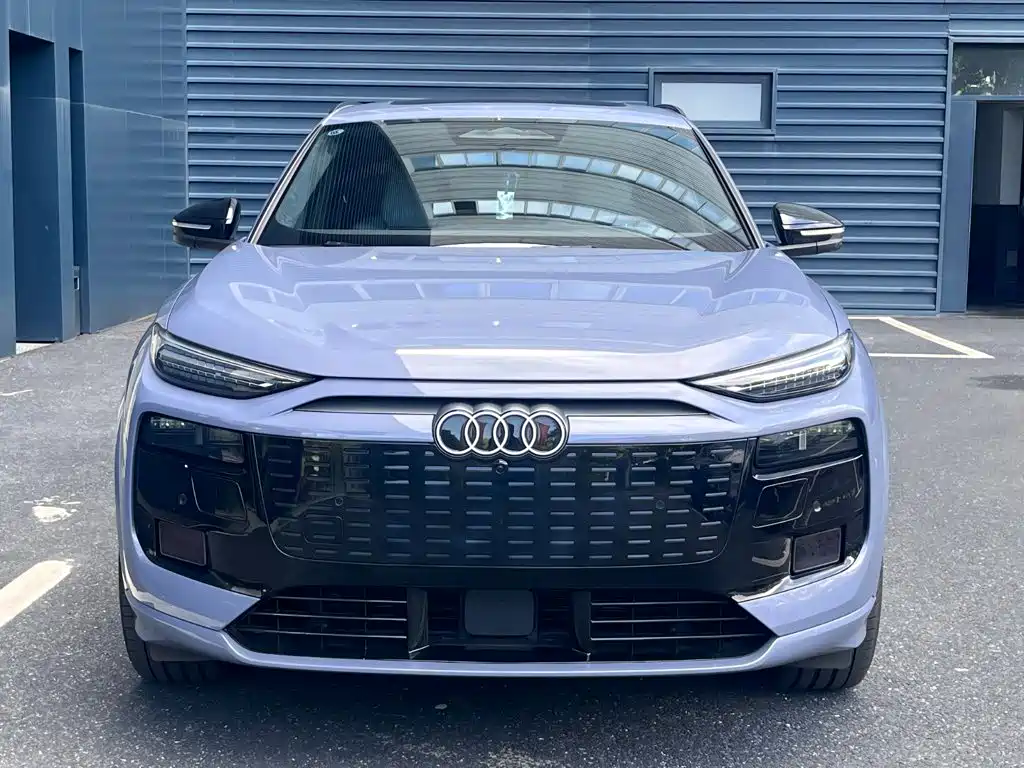 Audi Q6L E-Tron 2026 — фото 2