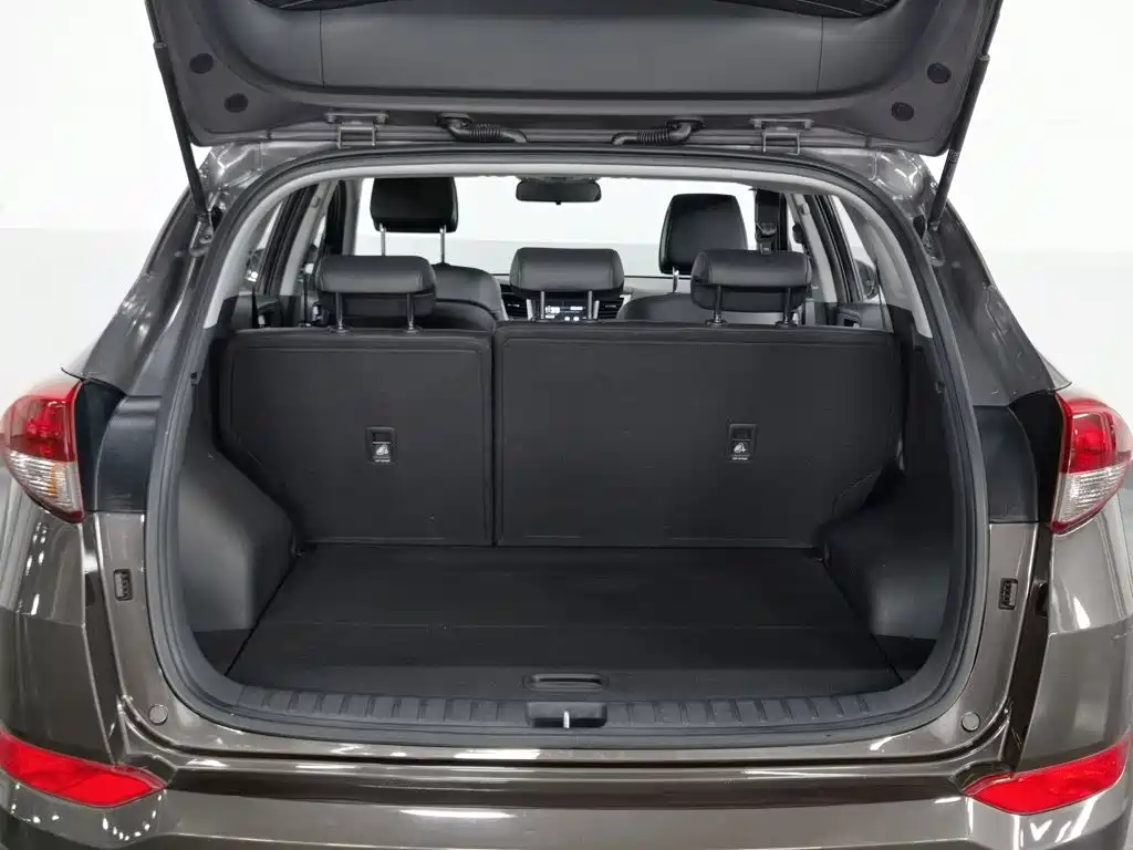 Hyundai Tucson 2016 — фото 16