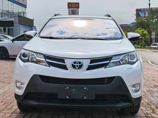 Toyota RAV4 2013