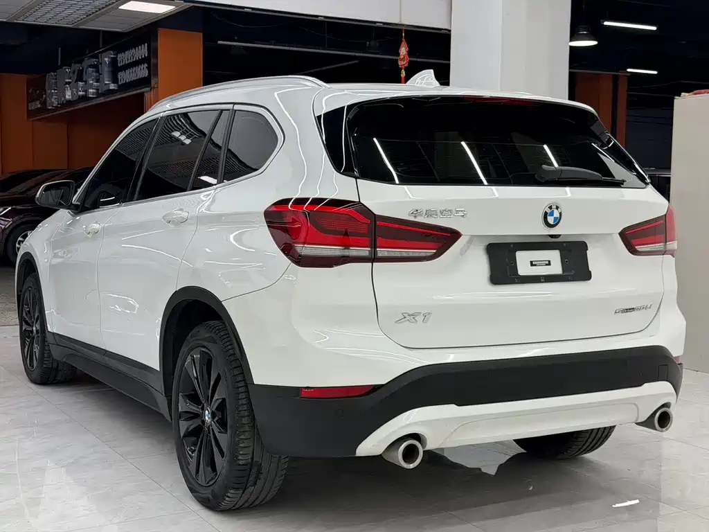 BMW X1 2022 — фото 11