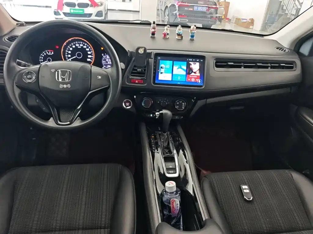 Honda Vezel 2018 — фото 10