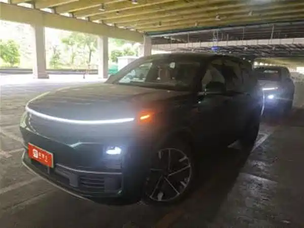 Li Auto L9 2025
