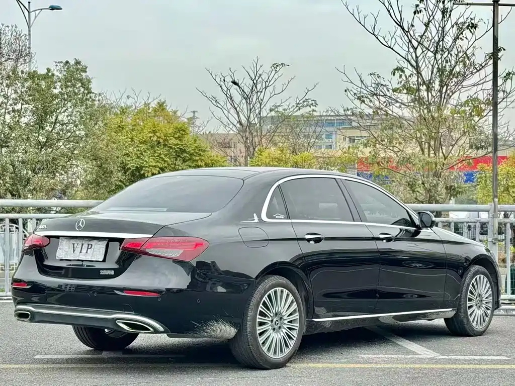 Mercedes-Benz E-Class 2020 — фото 7