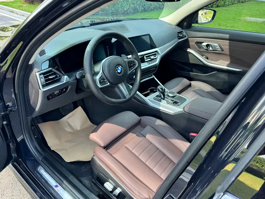 BMW 3 Series 2020 — фото 11