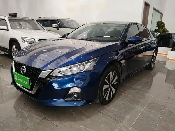 Nissan Teana 2023