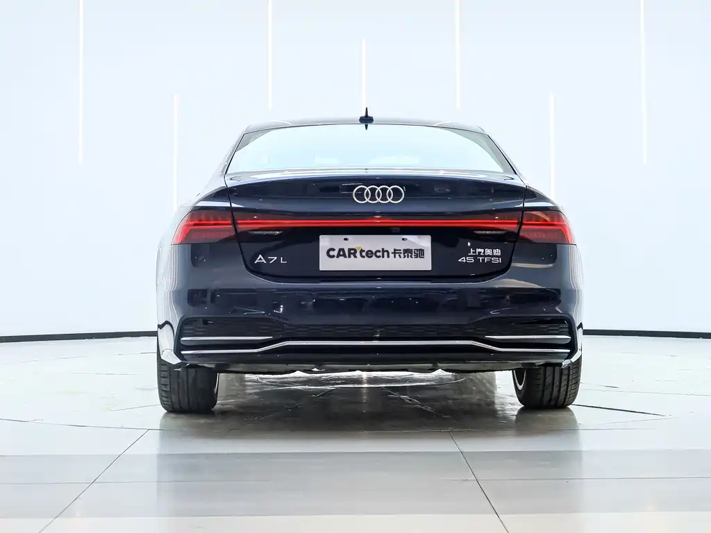 Audi A7L 2024 — фото 6