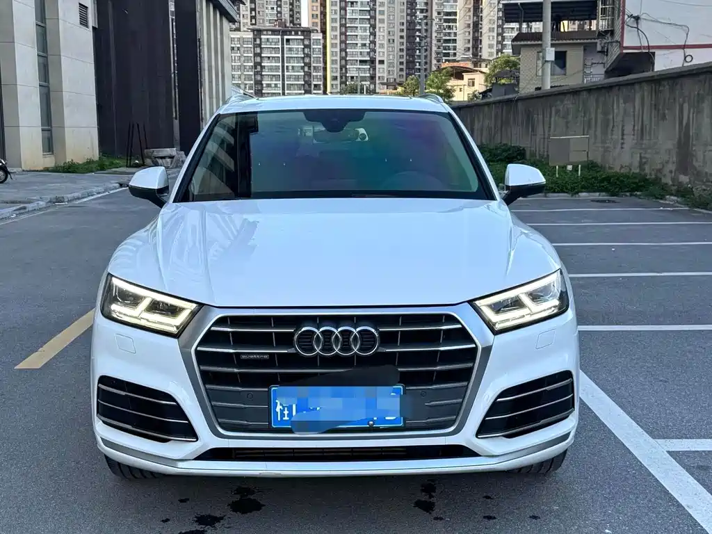 Audi Q5L 2021 — фото 2