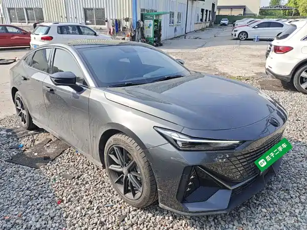 Changan UNI-V 2022