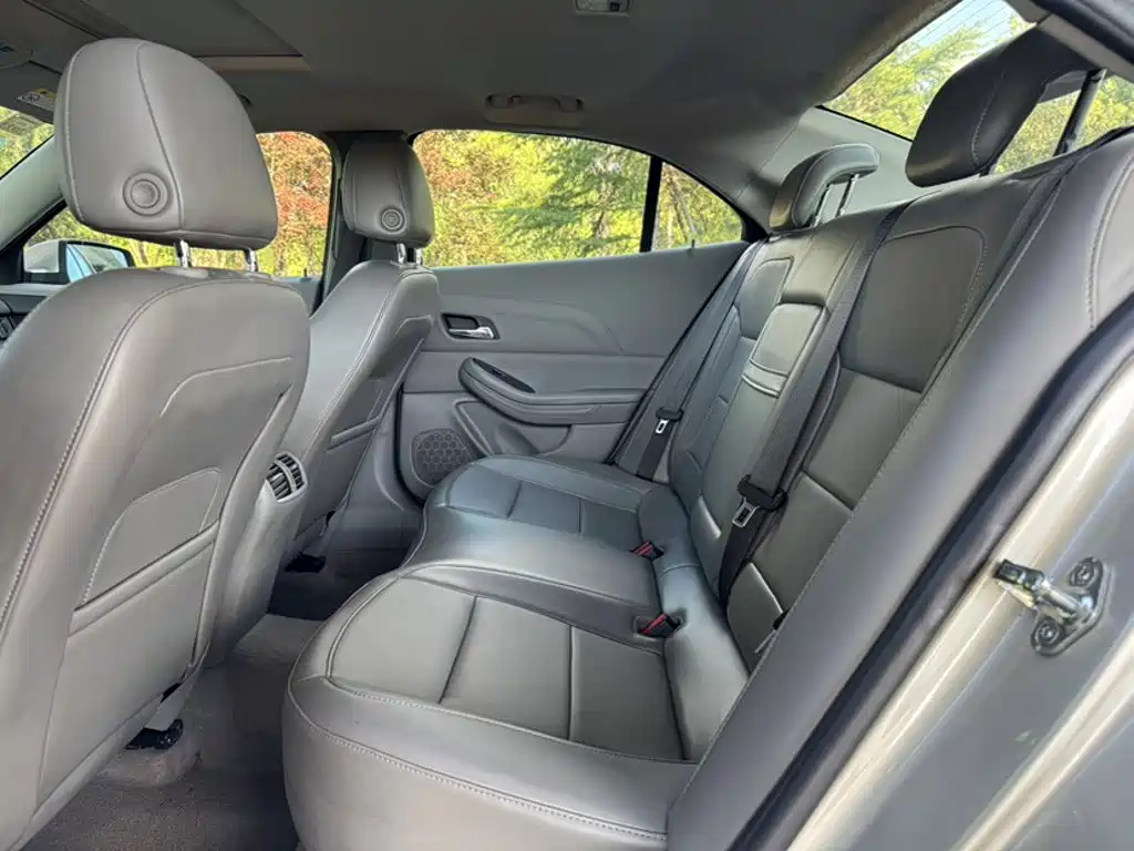 Chevrolet Malibu 2015 — фото 13