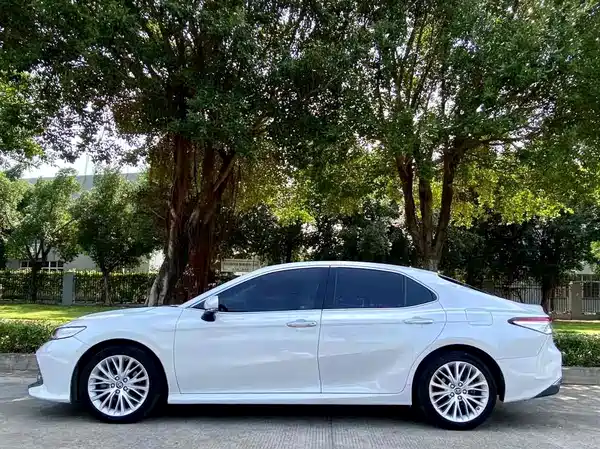 Toyota Camry 2018