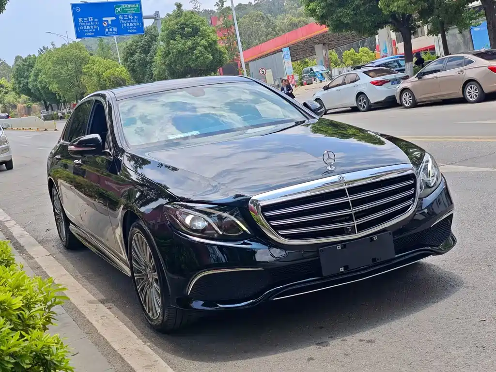 Mercedes-Benz E-Class 2019 — фото 1