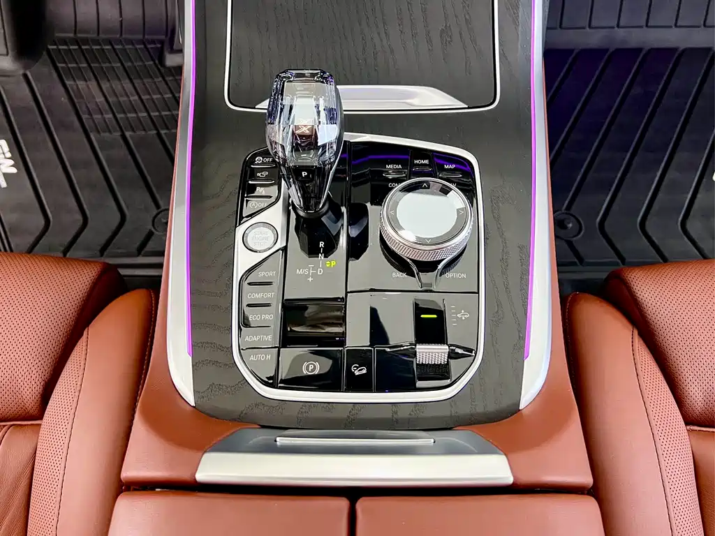 BMW X7 2022 — фото 20