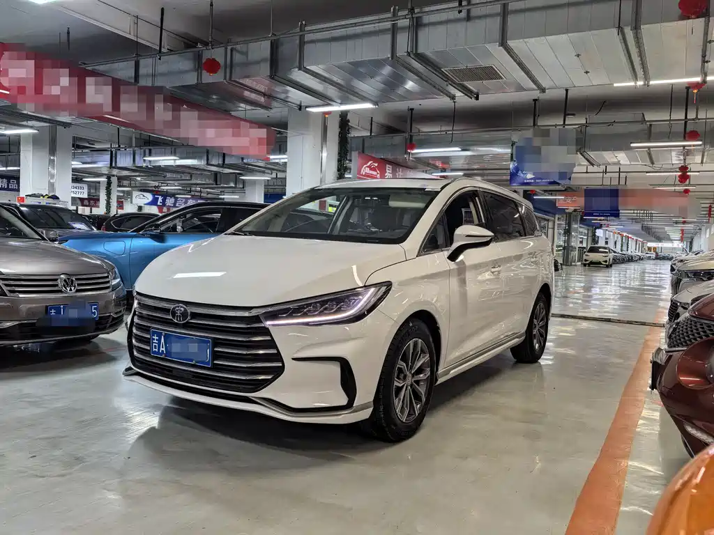 BYD MAX 2021 — фото 1