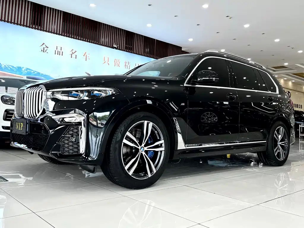 BMW X7 2022 — фото 2
