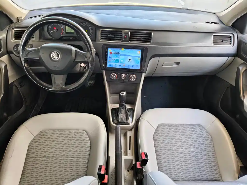 Skoda Rapid 2016 — фото 4