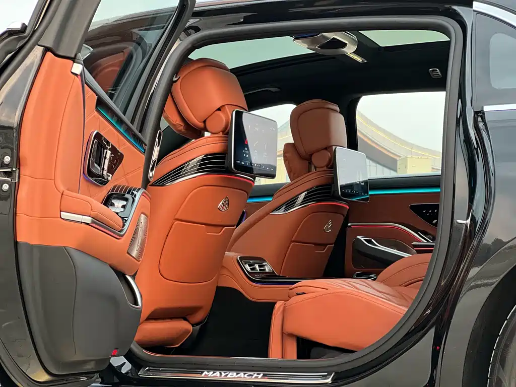 Mercedes-Benz Maybach S-Class 2022 — фото 5