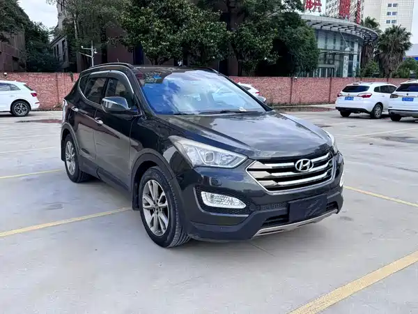 Hyundai Santa Fe 2014