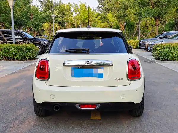 MINI 2016