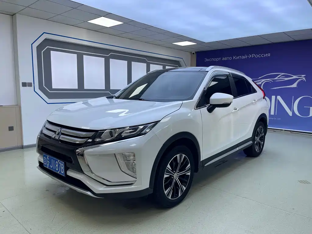 Mitsubishi Eclipse Cross 2021 — фото 3