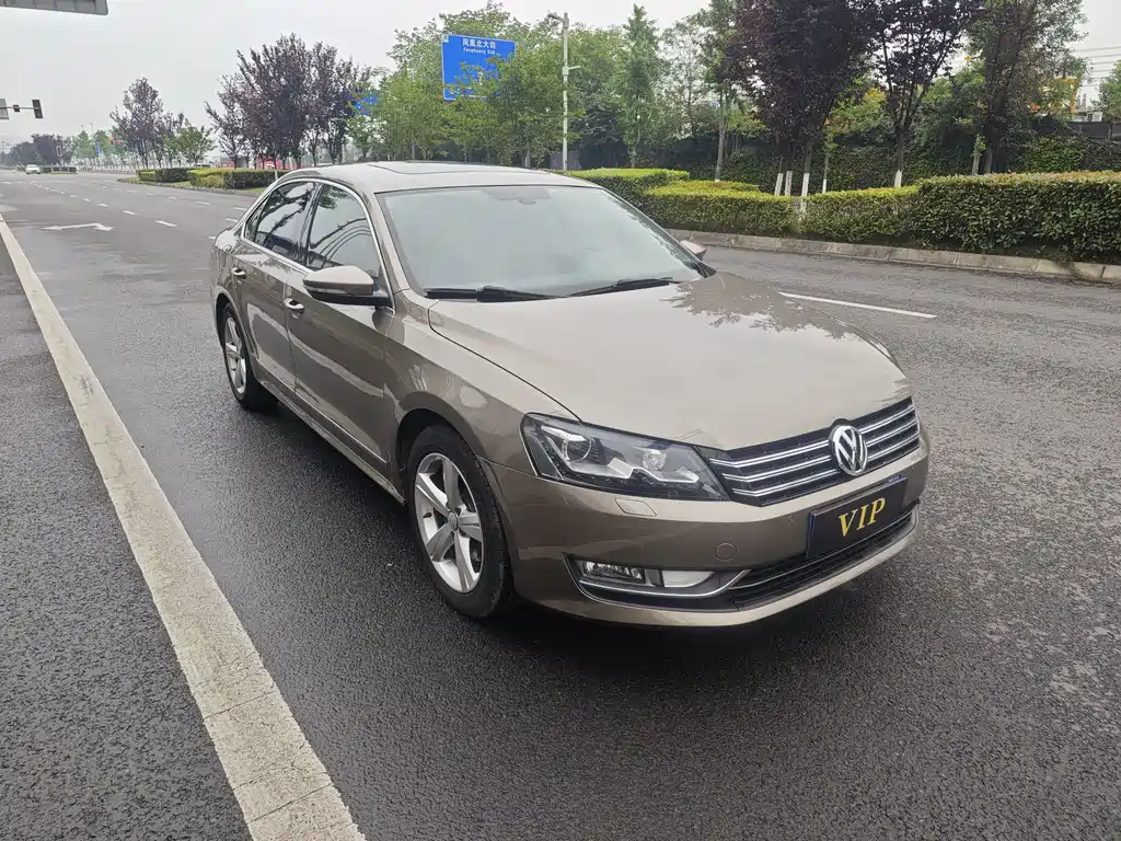 Volkswagen Passat 2011