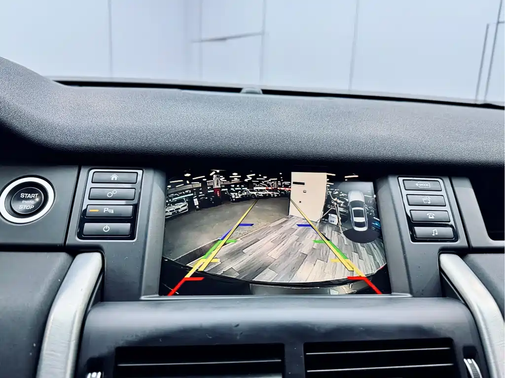 Land Rover Discovery Sport 2016 — фото 13