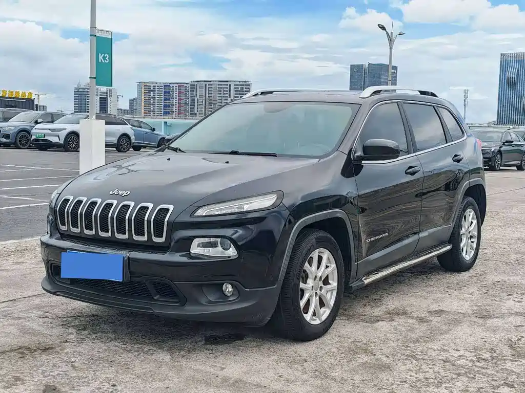 Jeep Cherokee 2017 — фото 2