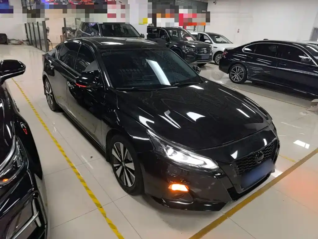 Nissan Teana 2022