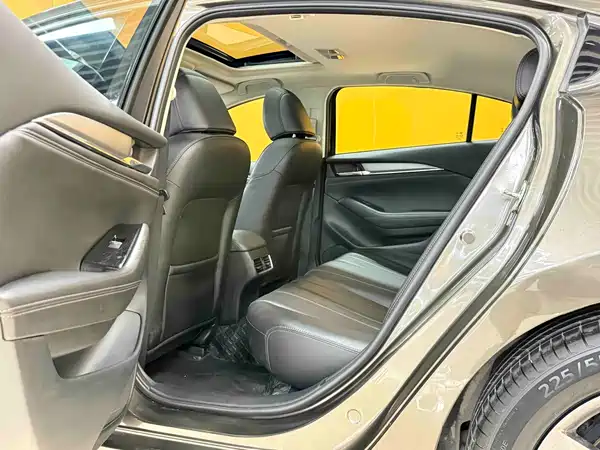 Mazda Atenza 2019