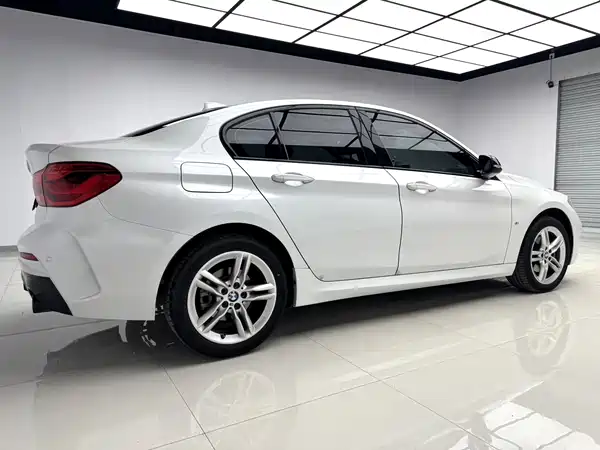 BMW 1 Series 2022