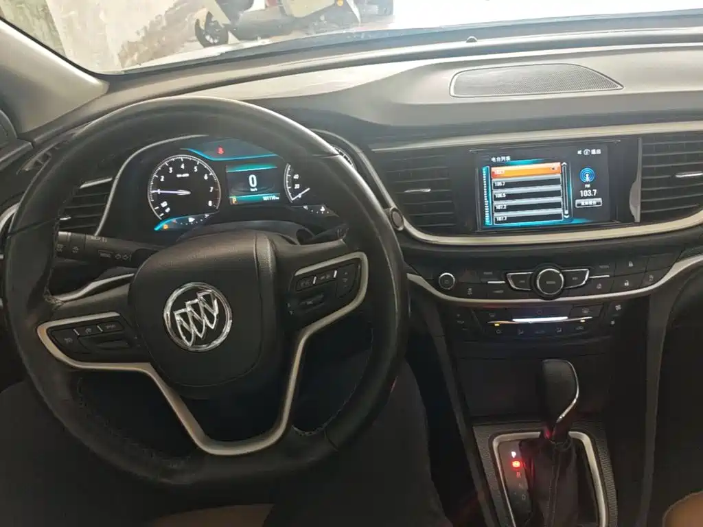 Buick Excelle GT 2018 — фото 10