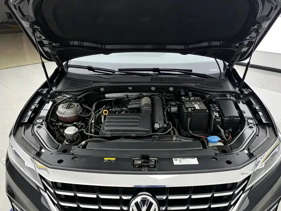Volkswagen Passat 2019 — фото 10