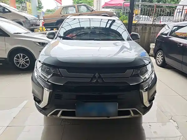 Mitsubishi Outlander 2019