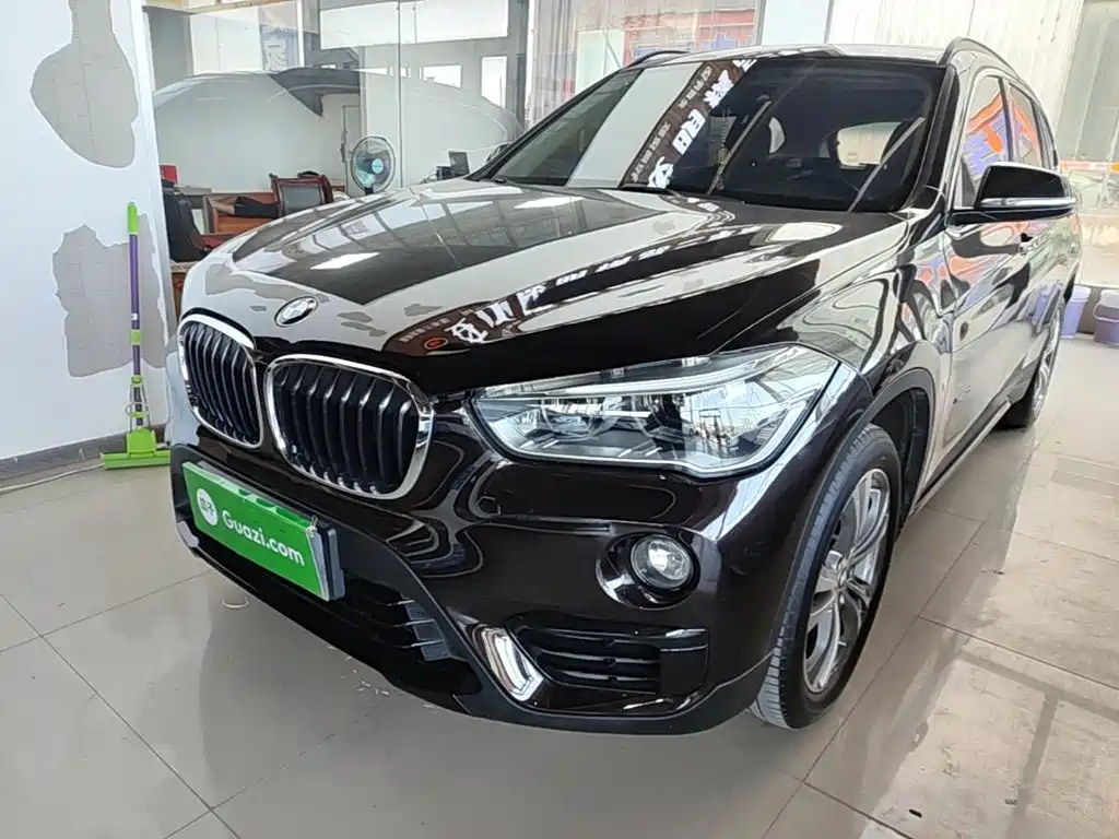 BMW X1 2017 — фото 1