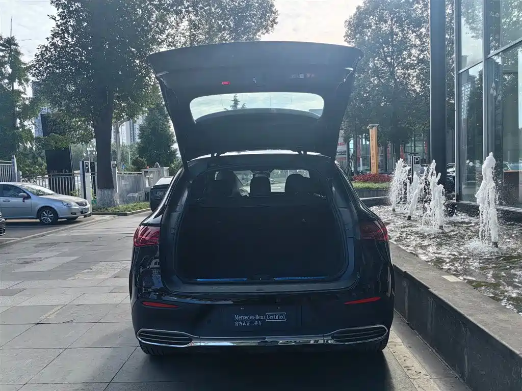 Mercedes-Benz EQE SUV 2025 — фото 15