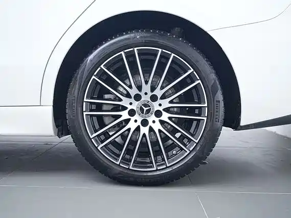 Mercedes-Benz C-Class 2022 — фото 9