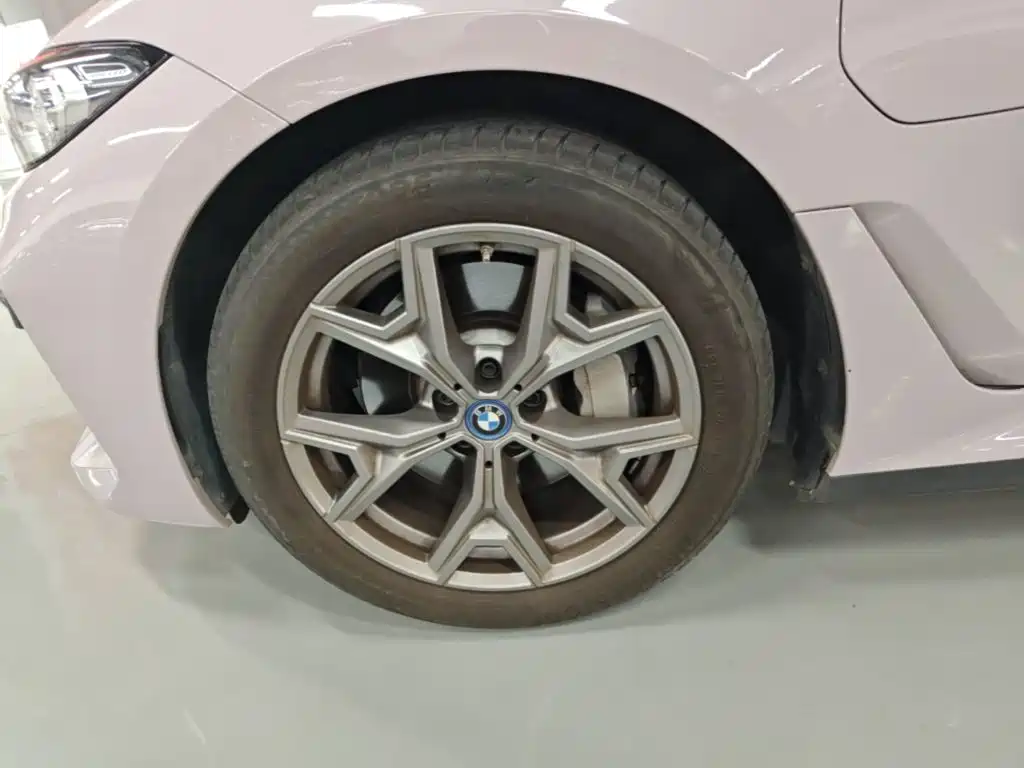 BMW i3 2022 — фото 23