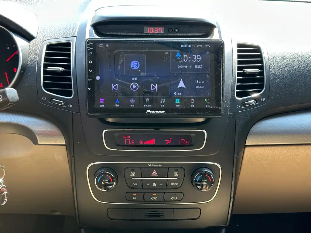 Kia Sorento 2014 — фото 12