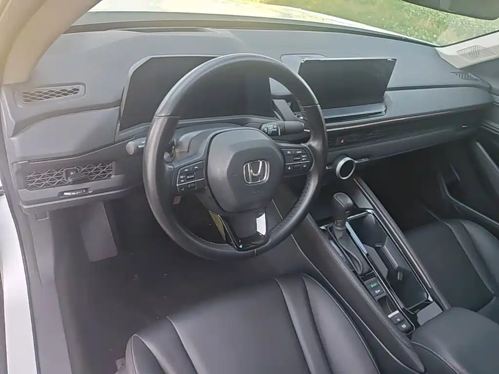 Honda Accord 2024 — фото 10