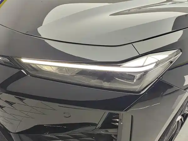 Changan UNI-V 2024
