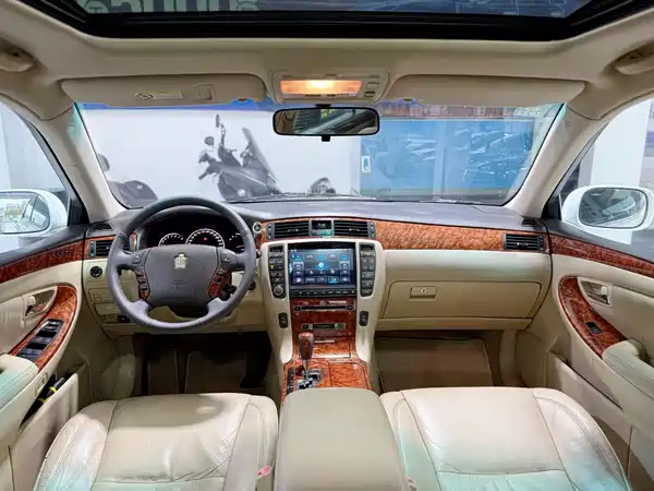 Toyota Crown 2005
